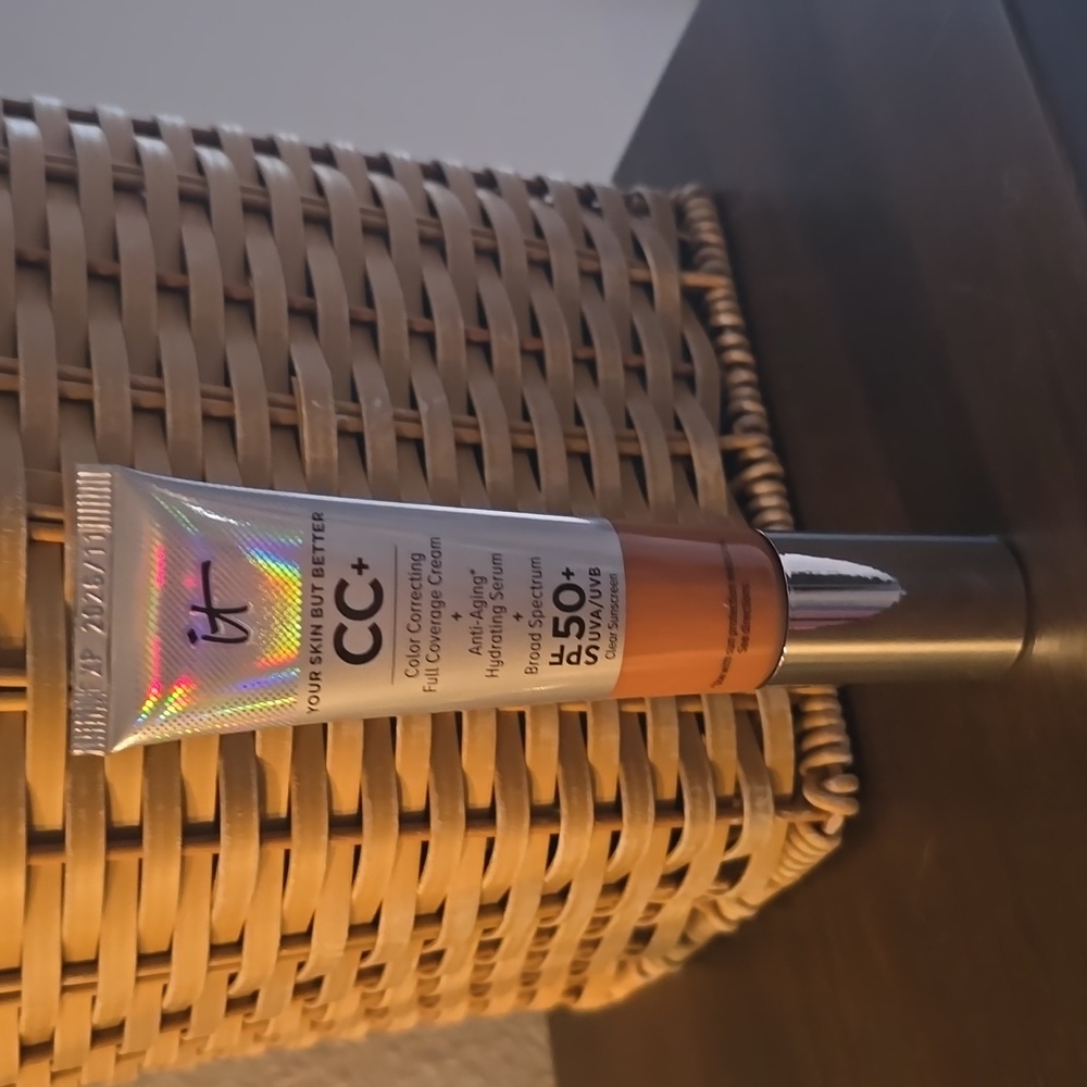 IT Cosmetics CC+ Cream with SPF 50 - Tan